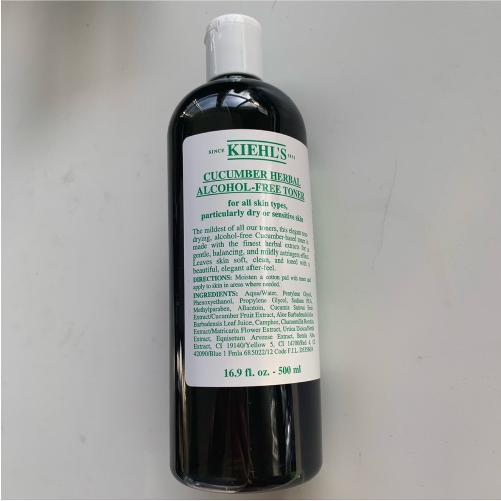 Kiehls Cucumber Herbal Alcohol-Free Toner